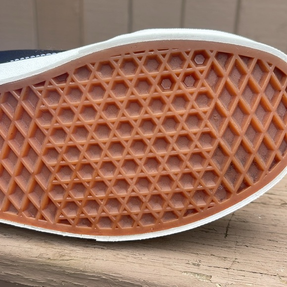 Vans Old Skool Shoe - Picture 8 of 11